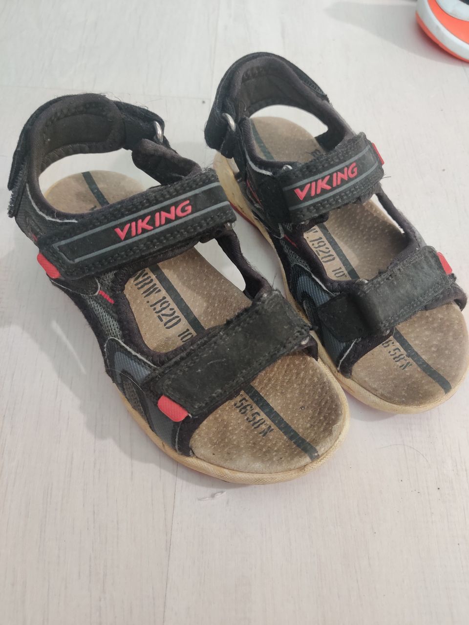 Viking sandaalit