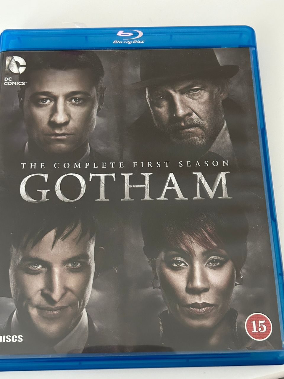 Gotham kausi 1 blu-ray