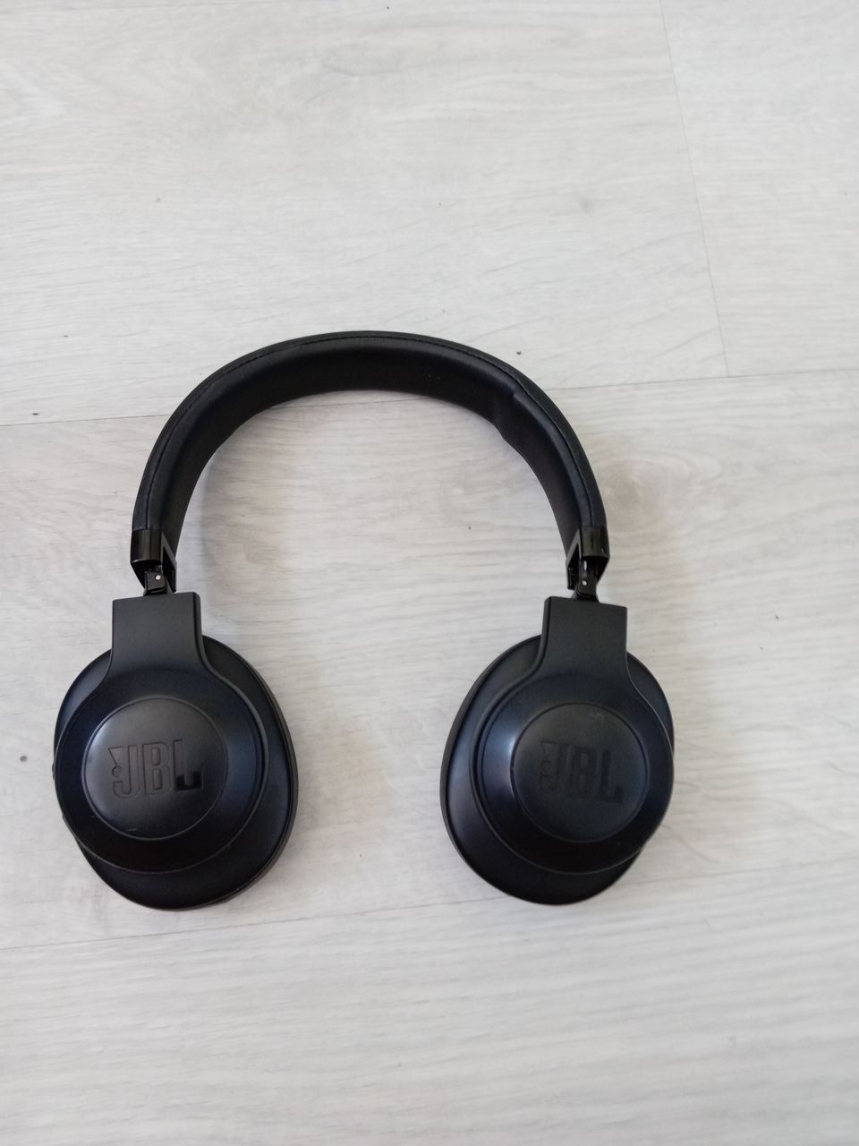 JBL Tune 710BT kuulokkeet