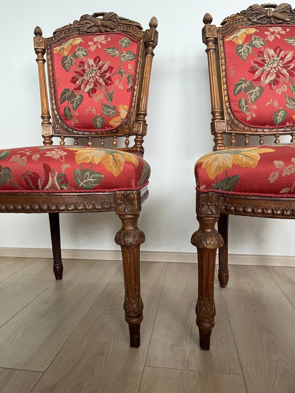 Vintage tuolit