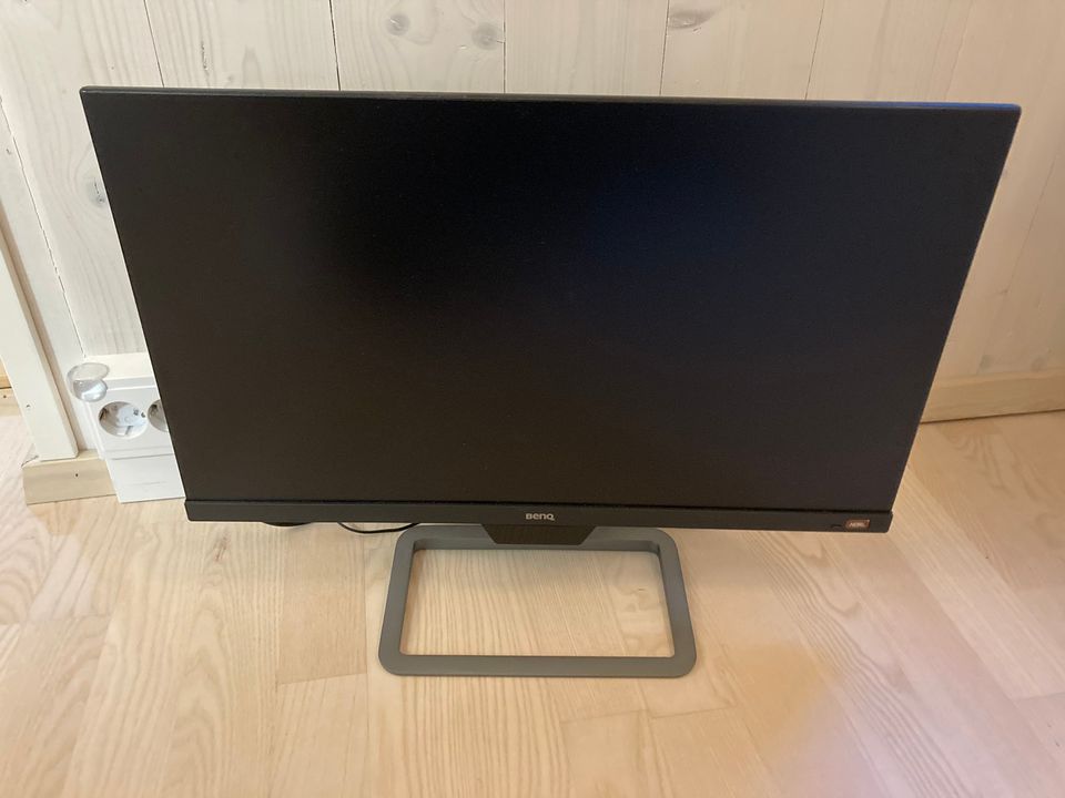 BenQ EW2480 24" -FullHD näyttö, takuuta jäljellä