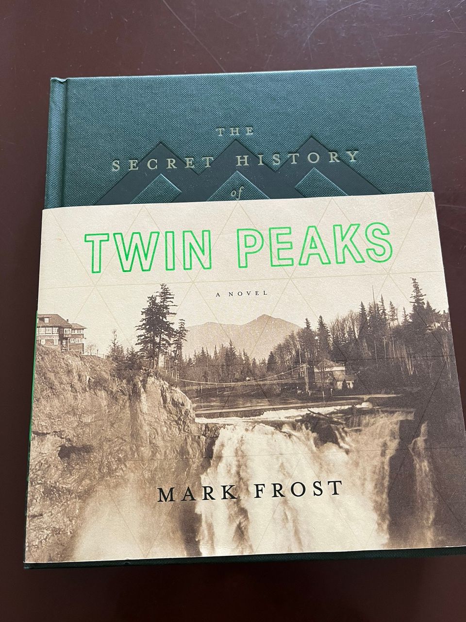 The secret history of Twin Peaks kirja