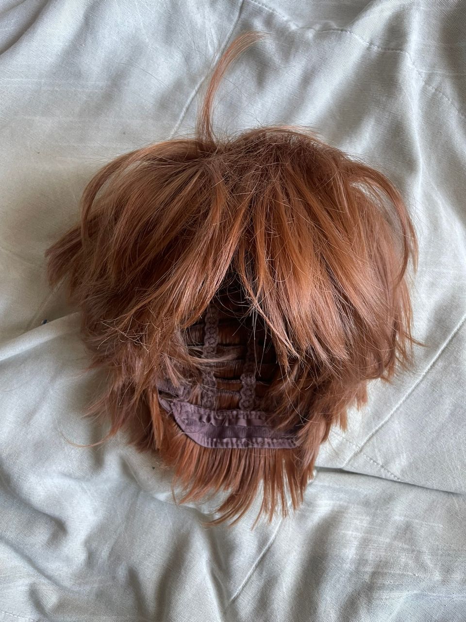 Ruskea peruukki/Brown wig