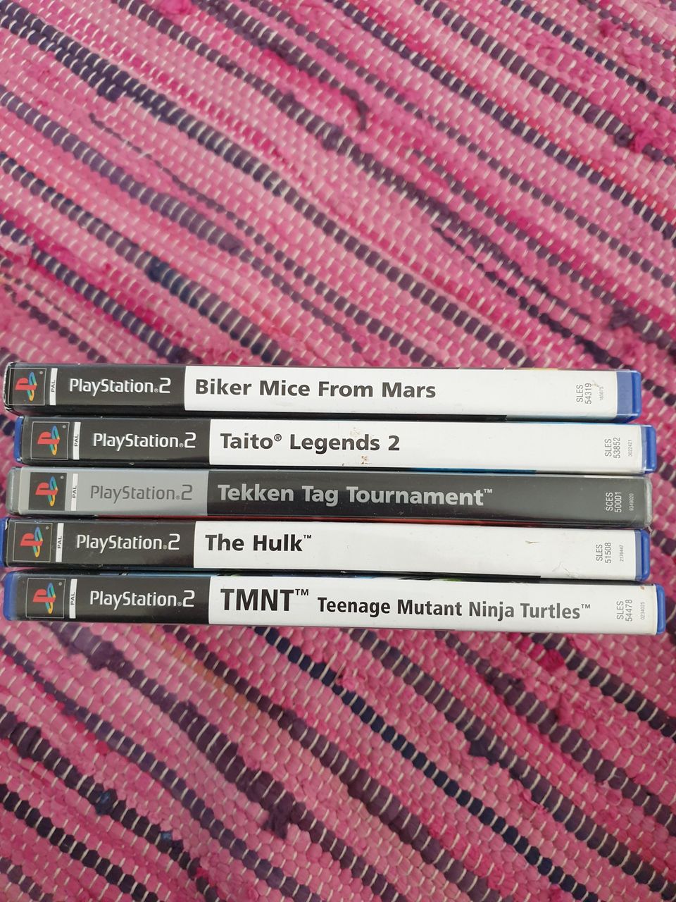 PS2 ja PSP pelejä