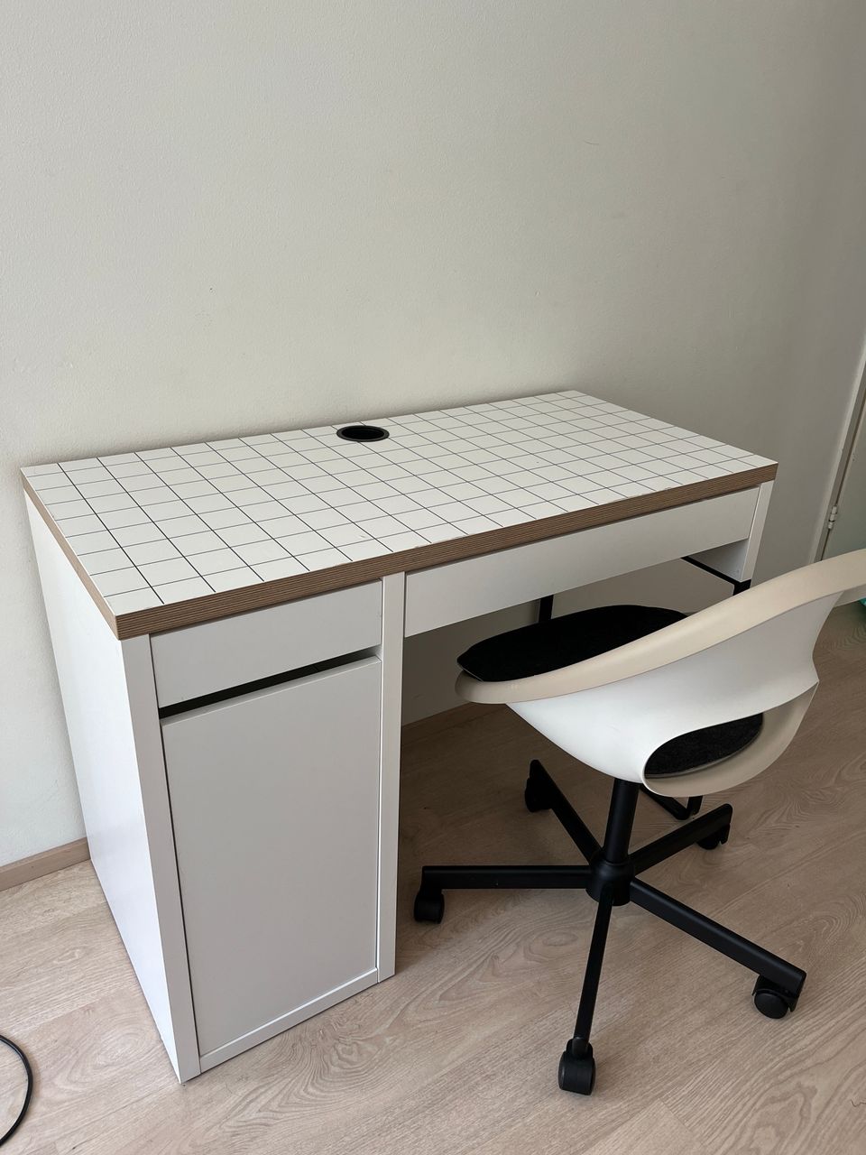 IKEA Desk and Chair in good condition