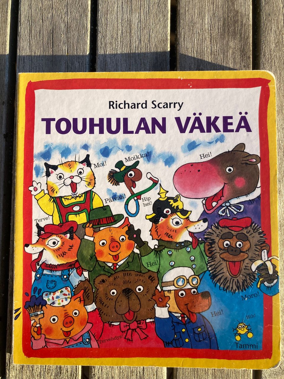 Kirja Touhulan väkeä Richard Scarry