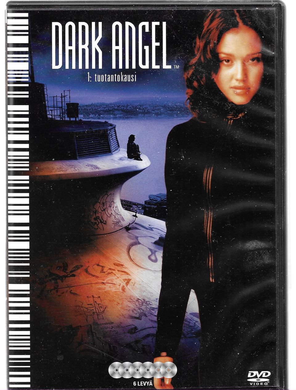 Dark Angel DVD 2000 15H 45Min toiminta