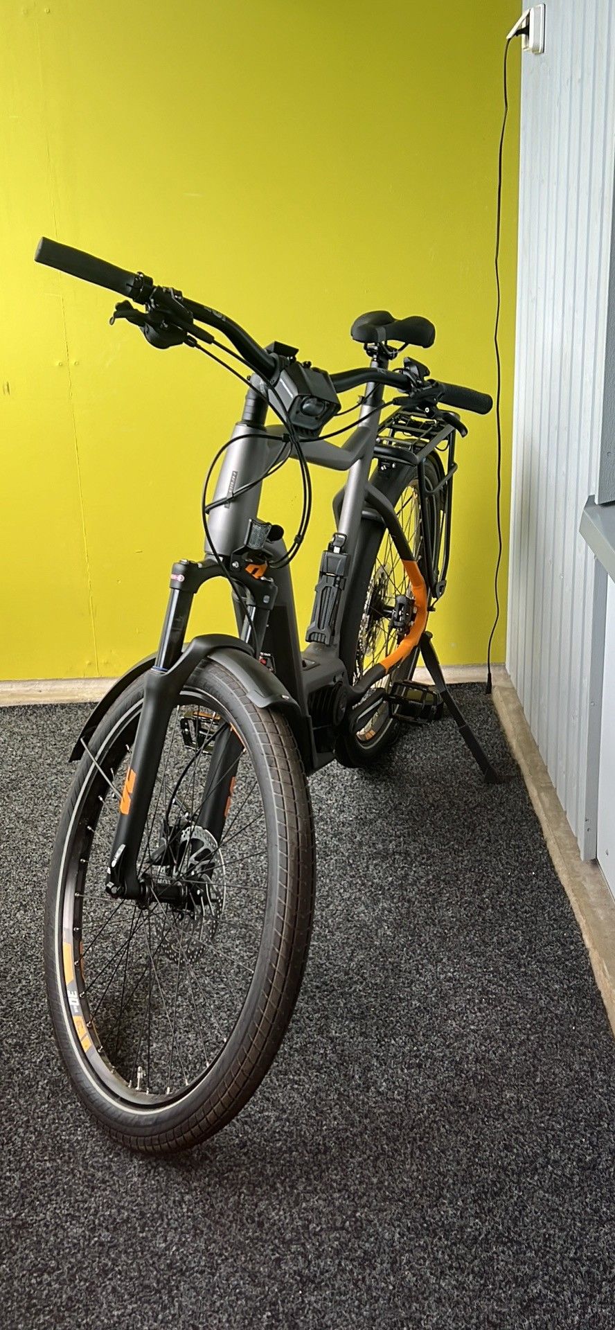 Haibike Trekking 10 XL (lähes ajamaton) yli 4500€ pyörä