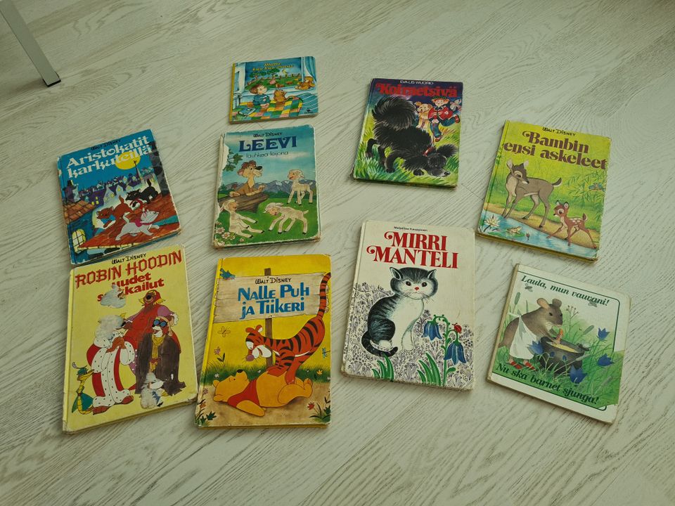 Lasten kirjoja 9 kpl