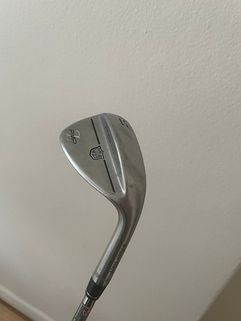 Myydään erittäin hyvä kuntoinen wilson fg tour wedge