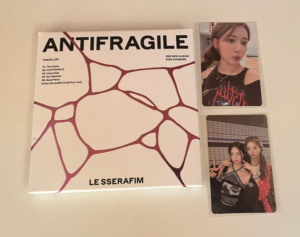 Kpop le sserafim antifragile albumi