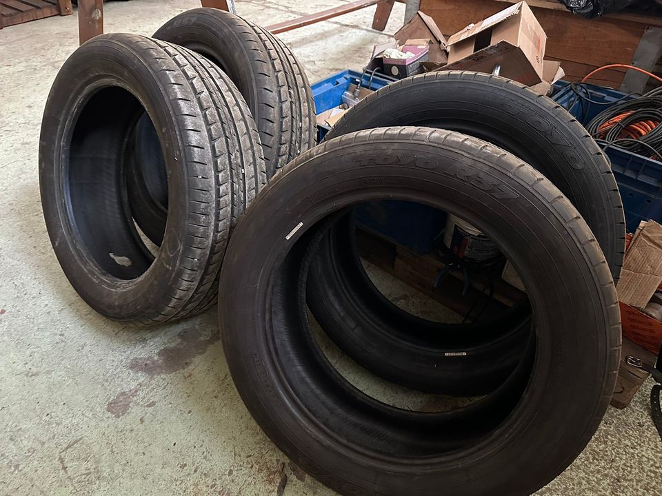 Toyo 225/55 R18 98H