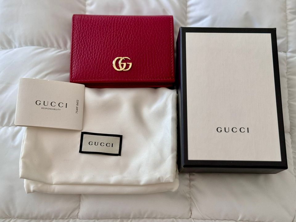 Gucci Leather Card Case Wallet