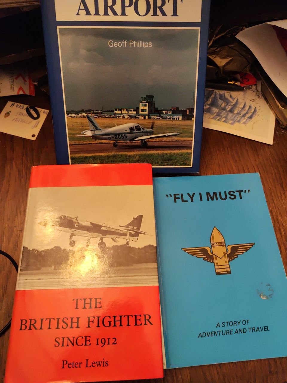 Fly i must-The British fighter since 1912-The history of Oxford airport