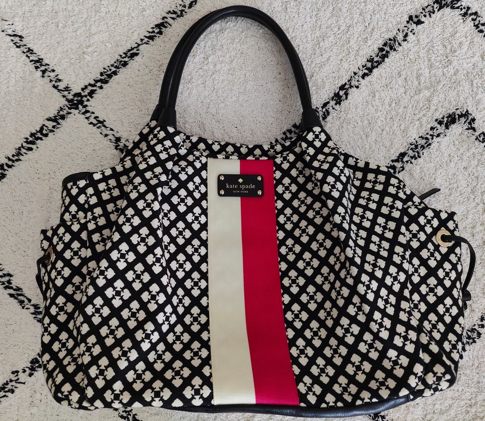 Kate Spade New York -hoitolaukku