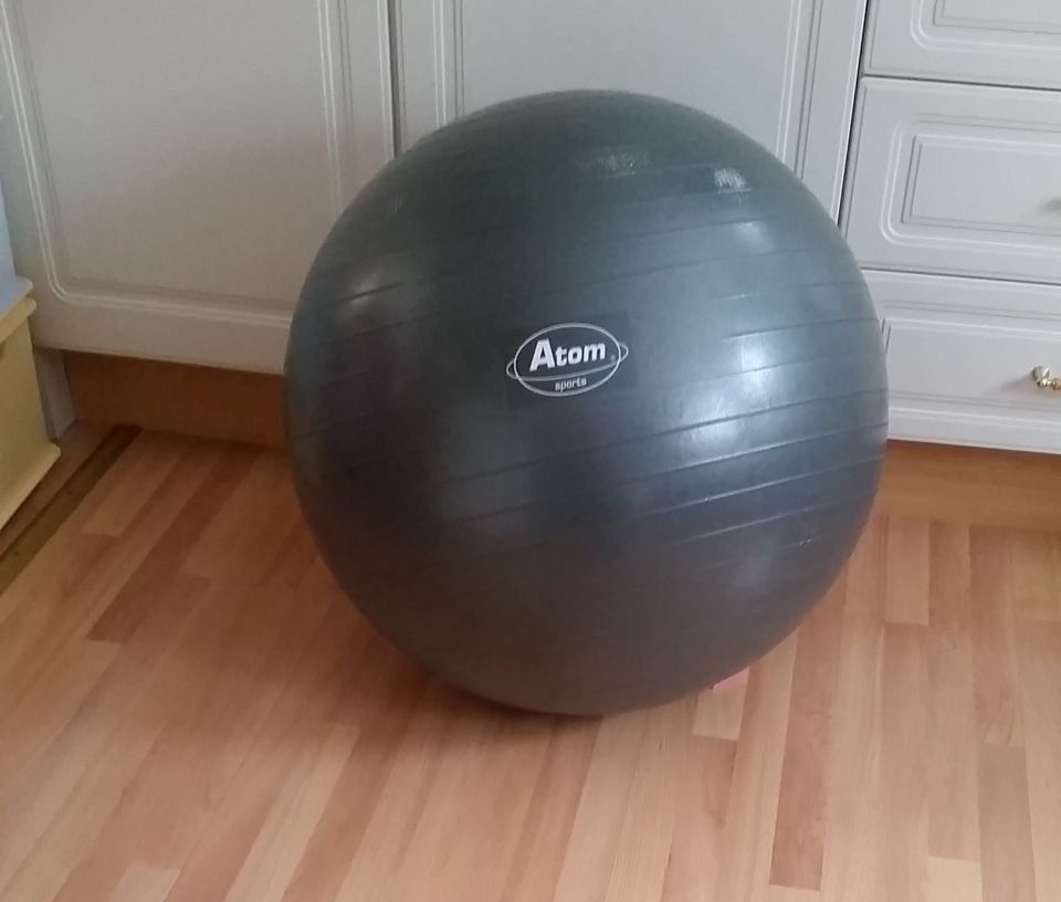 Atom Sports Jumppapallo Liikuntapallo 65cm