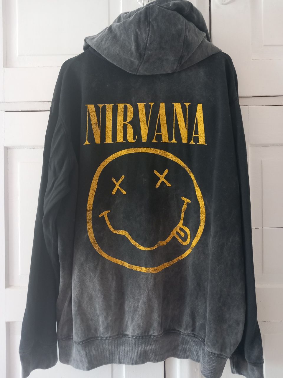 Nirvana huppari