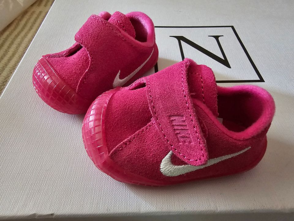 Vauvan Nike kengät