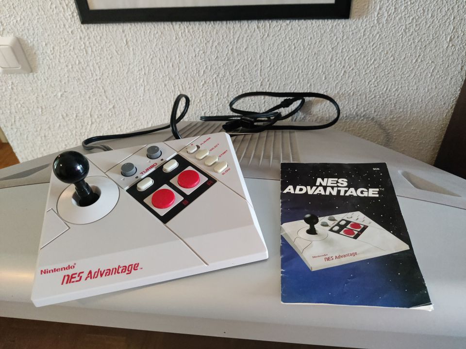 NES Advantage - ohjain
