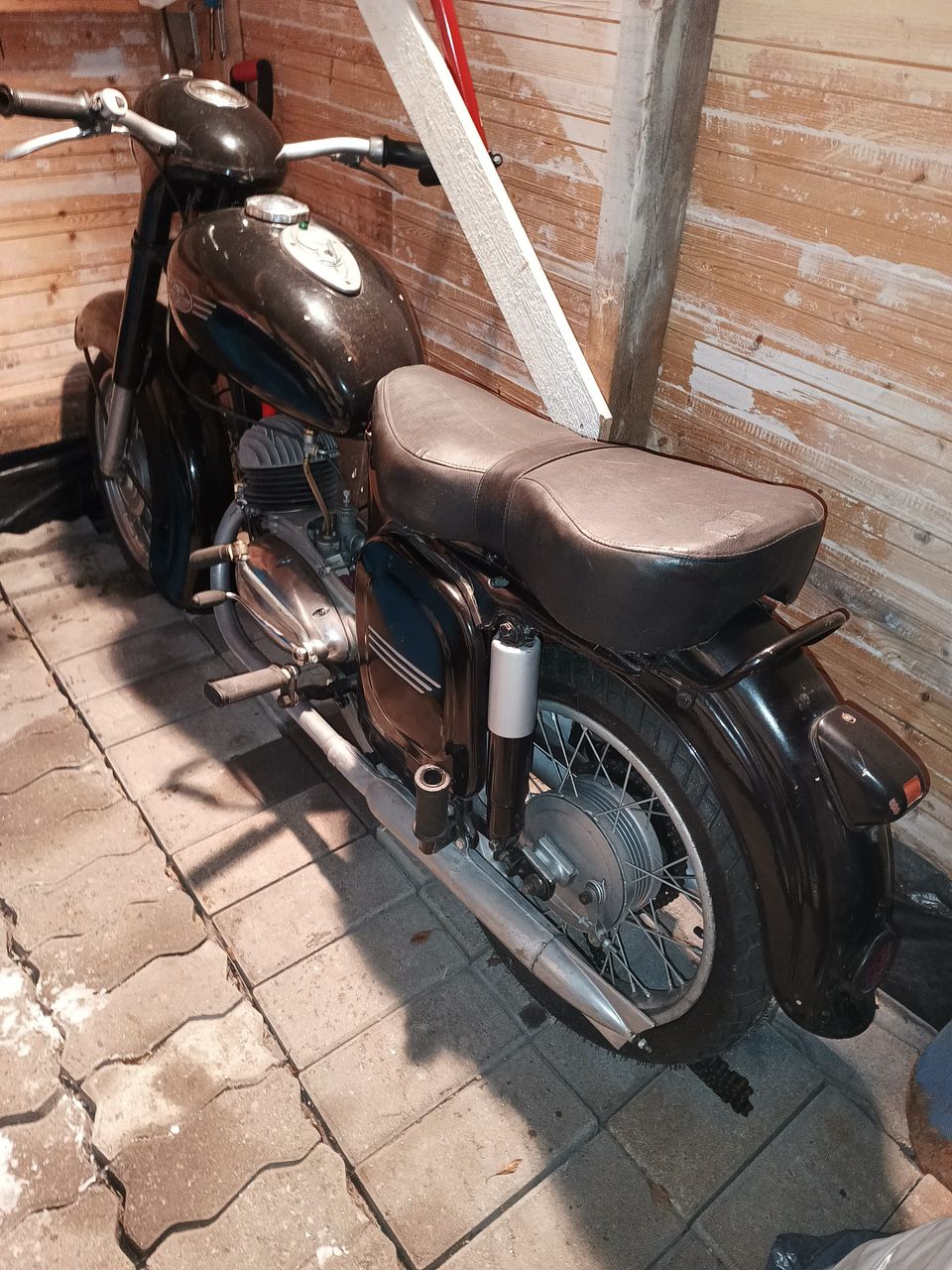 Jawa cz  150 cc ja varaosia