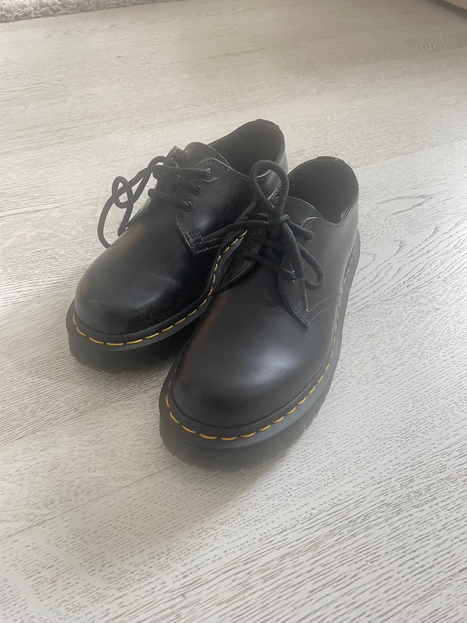 Dr. Martens Oxford