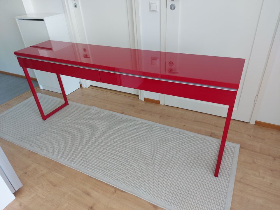 Työpöytä, korkeakiilto punainen