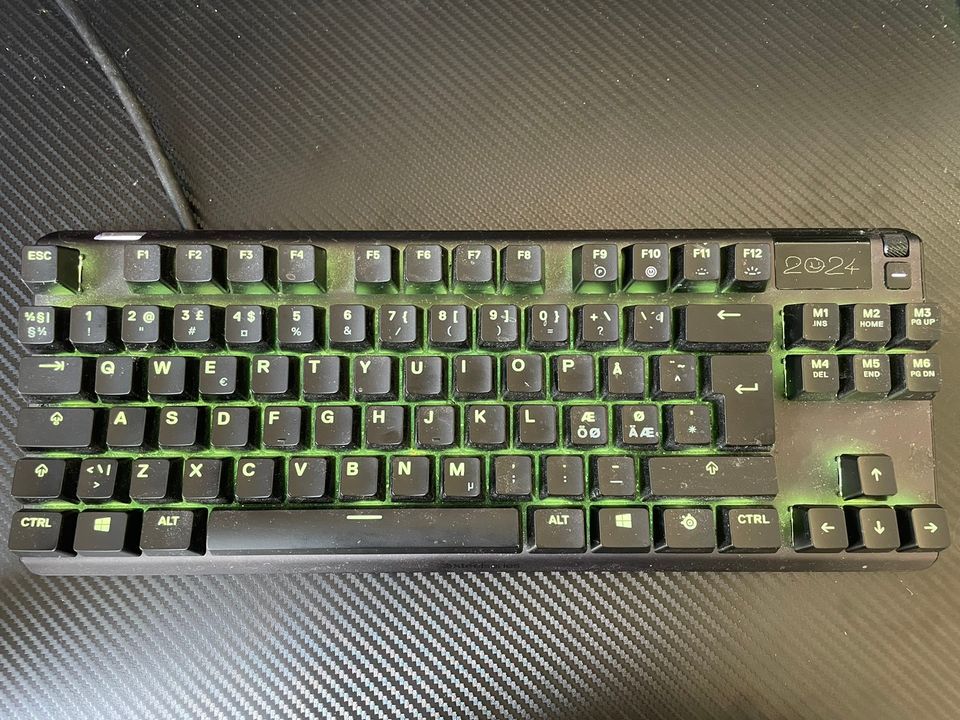 Apex Pro TKL pelinäppäimistö