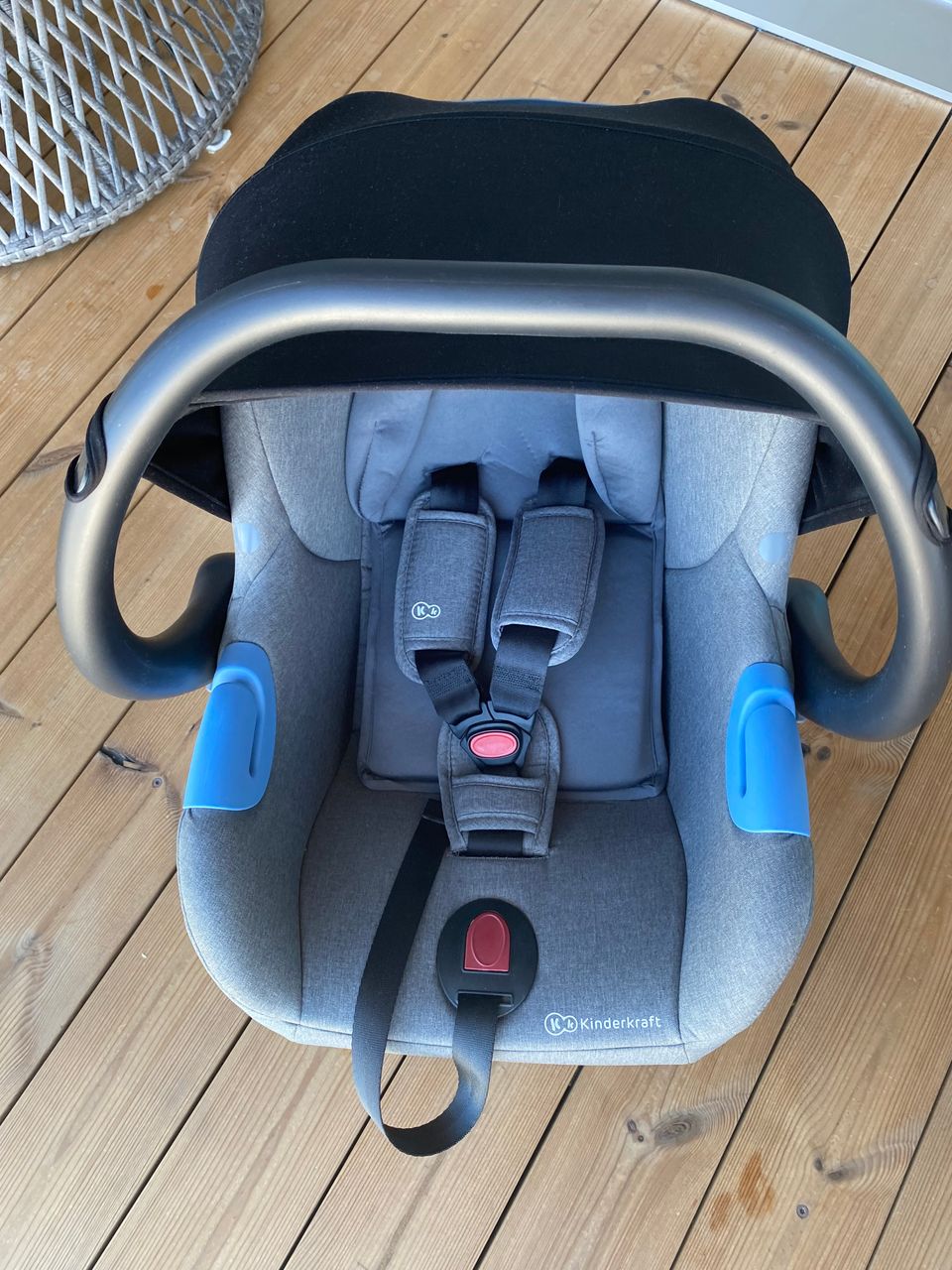 Baby’ car seat