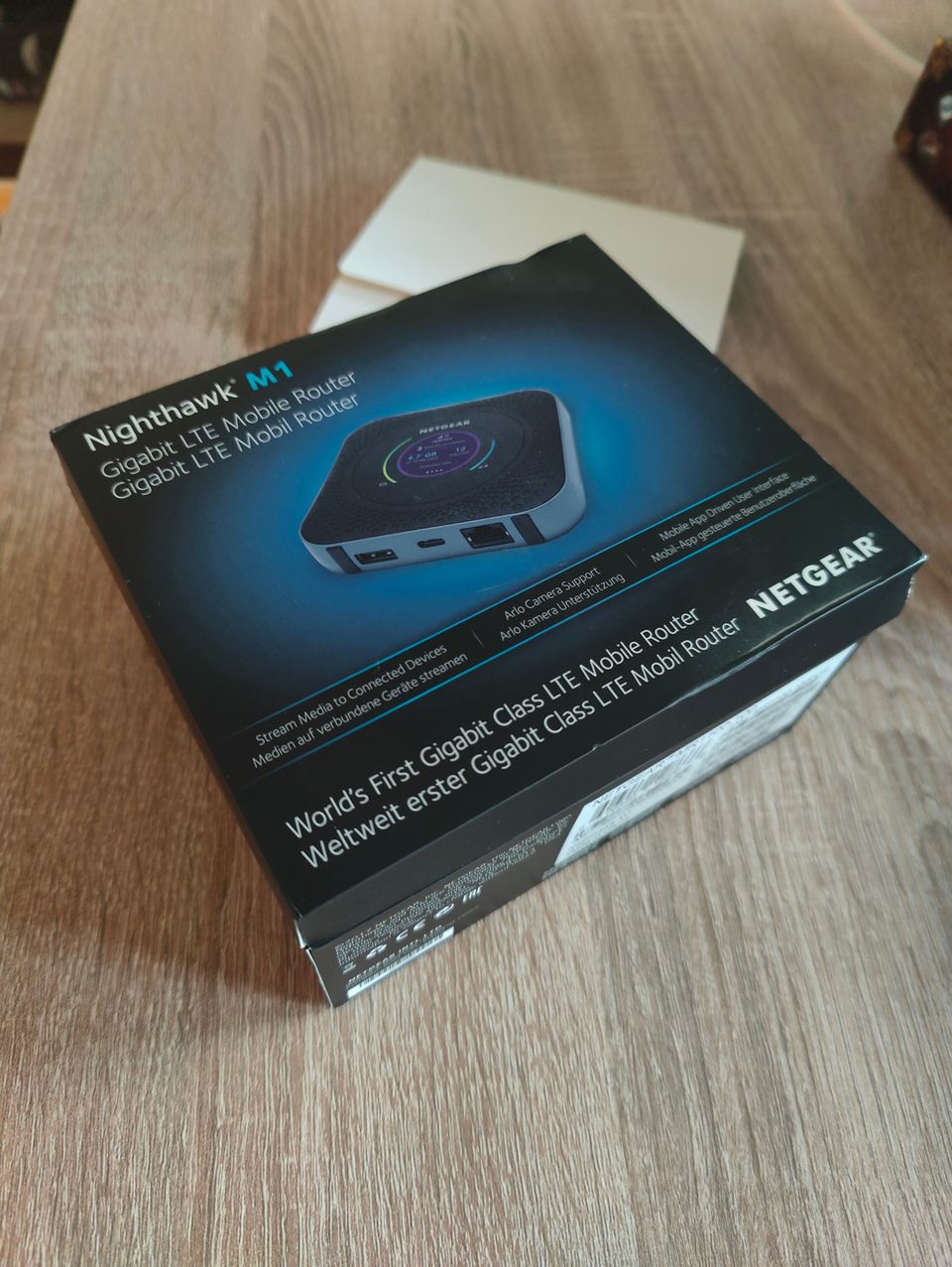 Netgear MR1100 3G/4G/LTE-modeemi ja WiFi-reititin