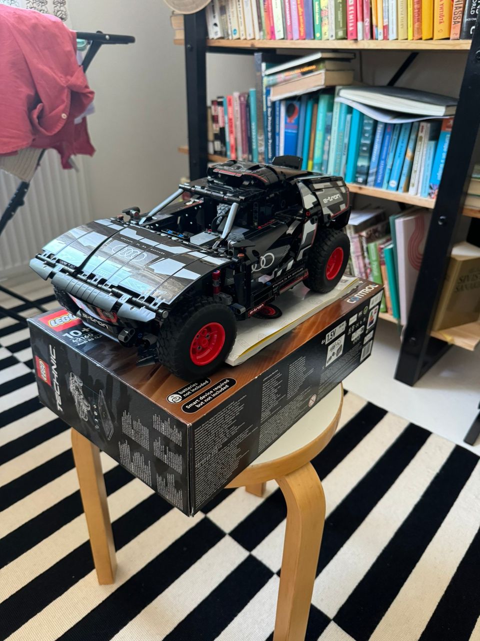 Lego Audi e-tron