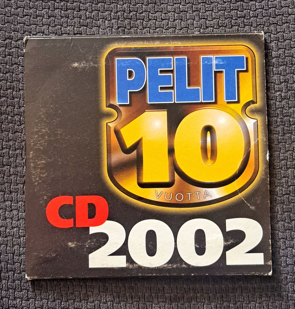 Pelit 10 vuotta cd 2002