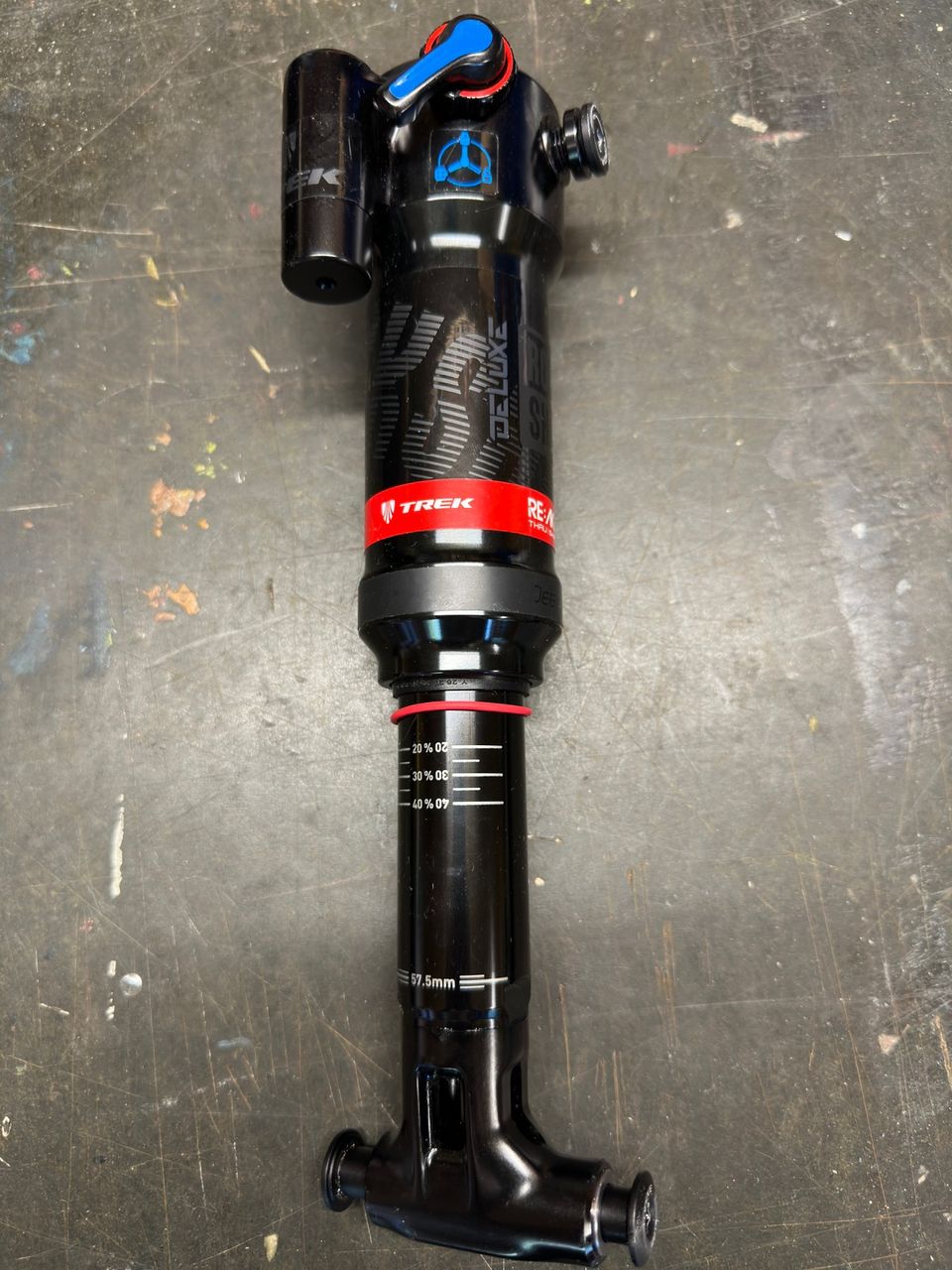 Rockshox deluxe re:aktiv debonair