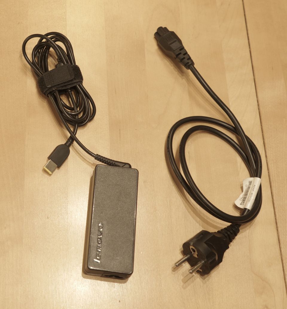 Lenovo Thinkpad Slim-tip AC Adapter 65W, virtalähde