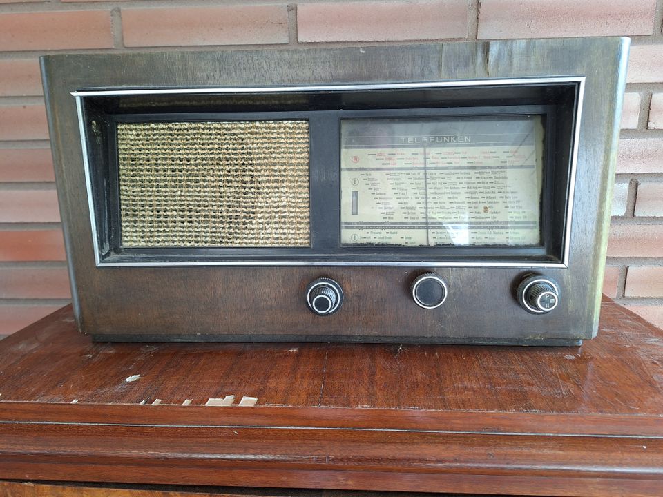 Vanha putkiradio - Telefunken A55 WK