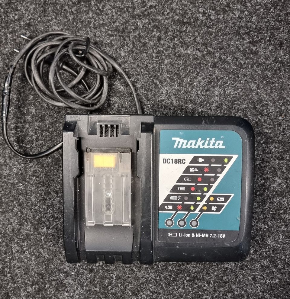 Makita pikalaturi DC18RC