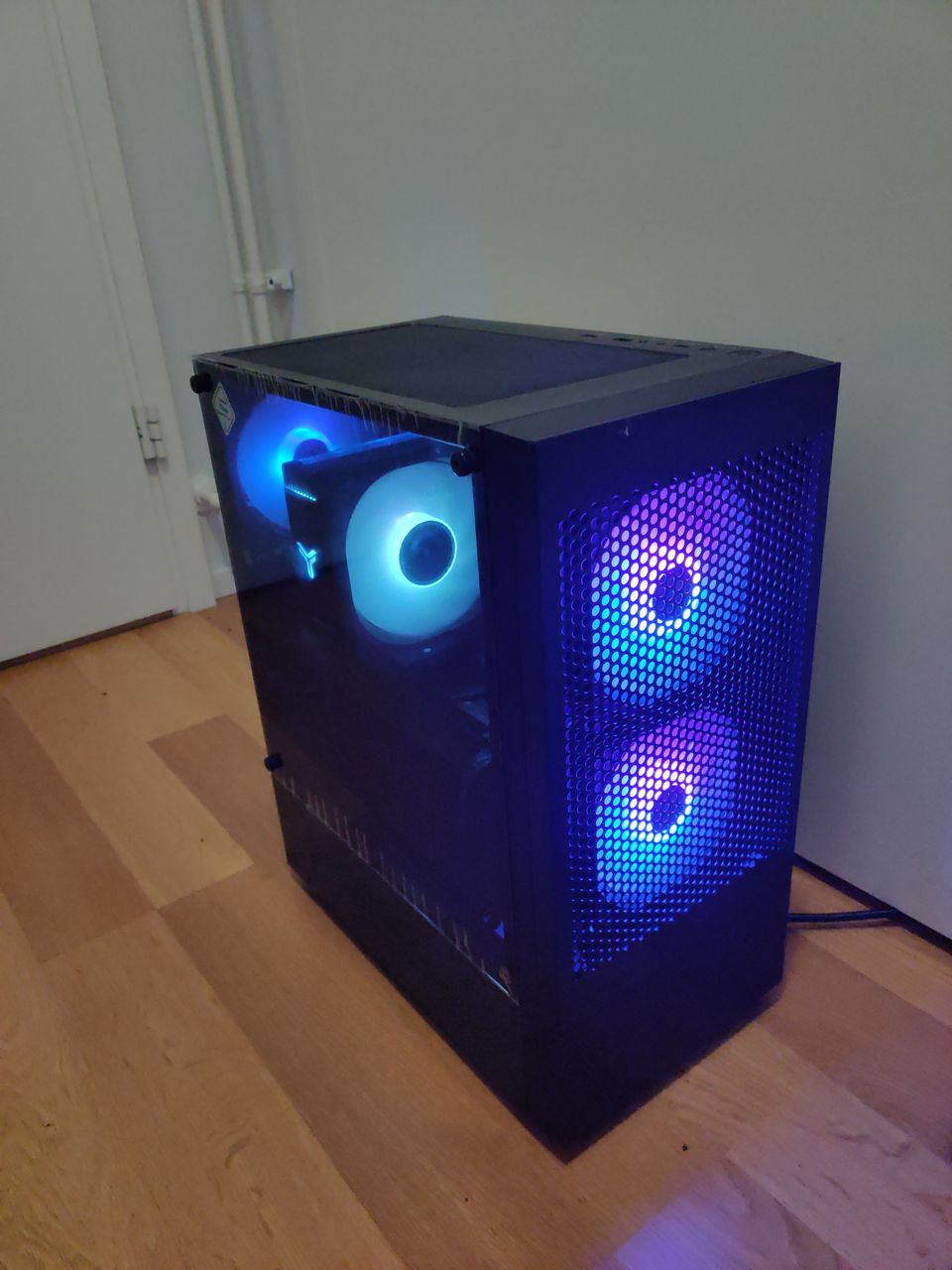 Budjetti RGB-pelitietokone