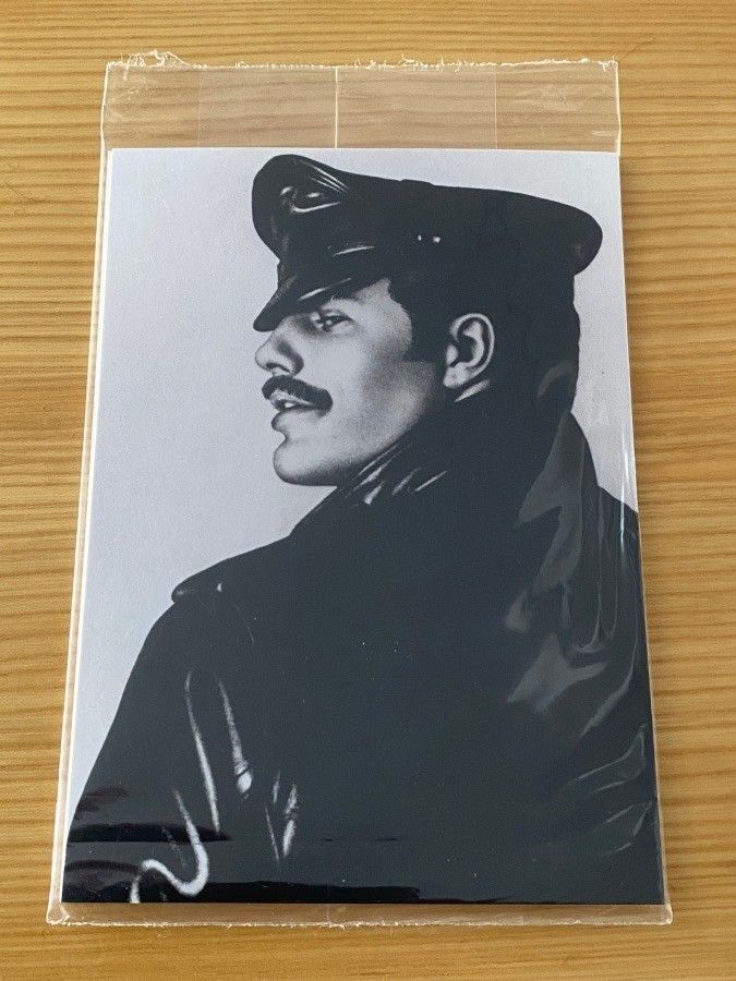 Tom Of Finland 3 x postikortti + postimerkkiarkki