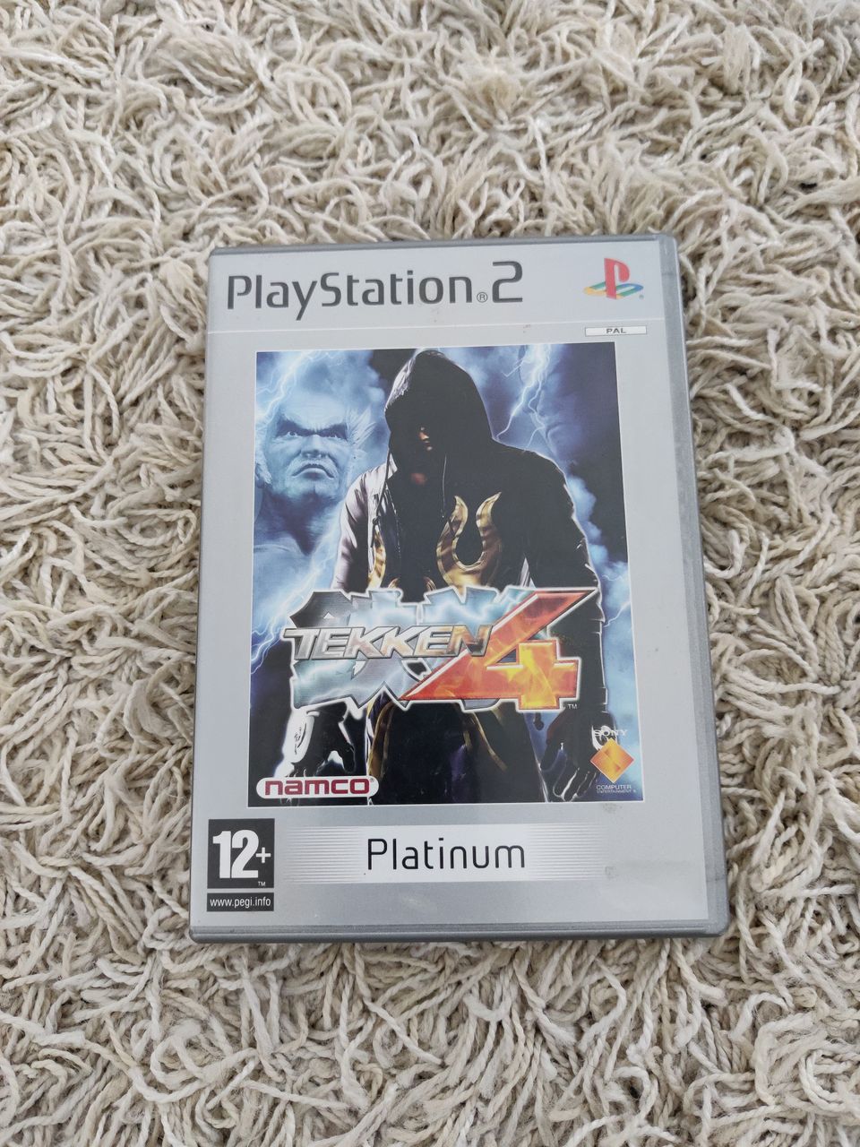 Tekken 4 ps2-peli