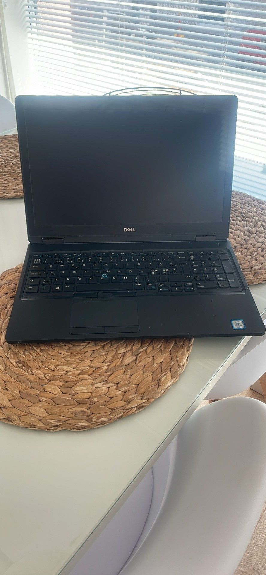 Dell Latitude 5590