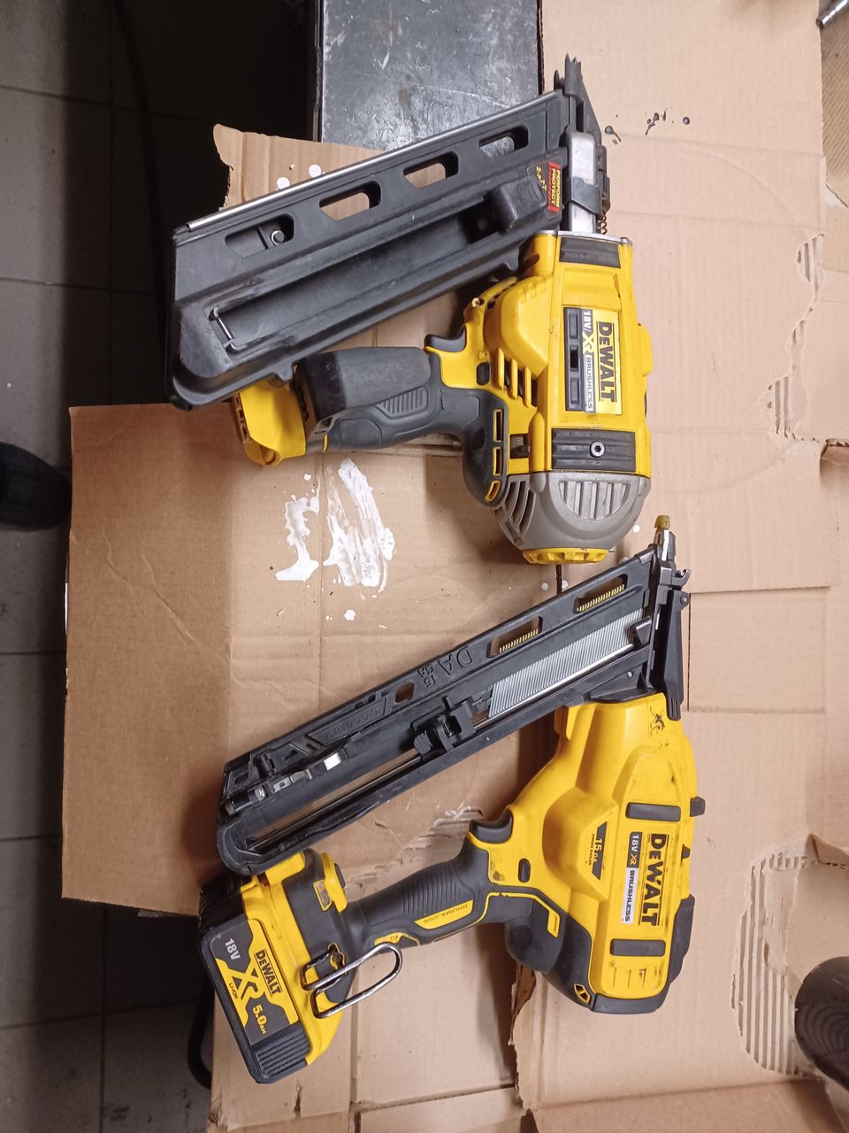 Dewalt 18v akkunaulaimet