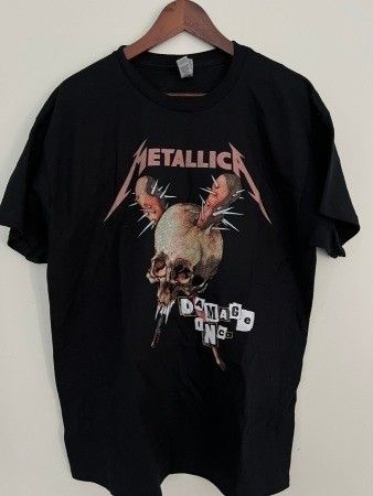 METALLICA / DAMAGE INC T-PAITA