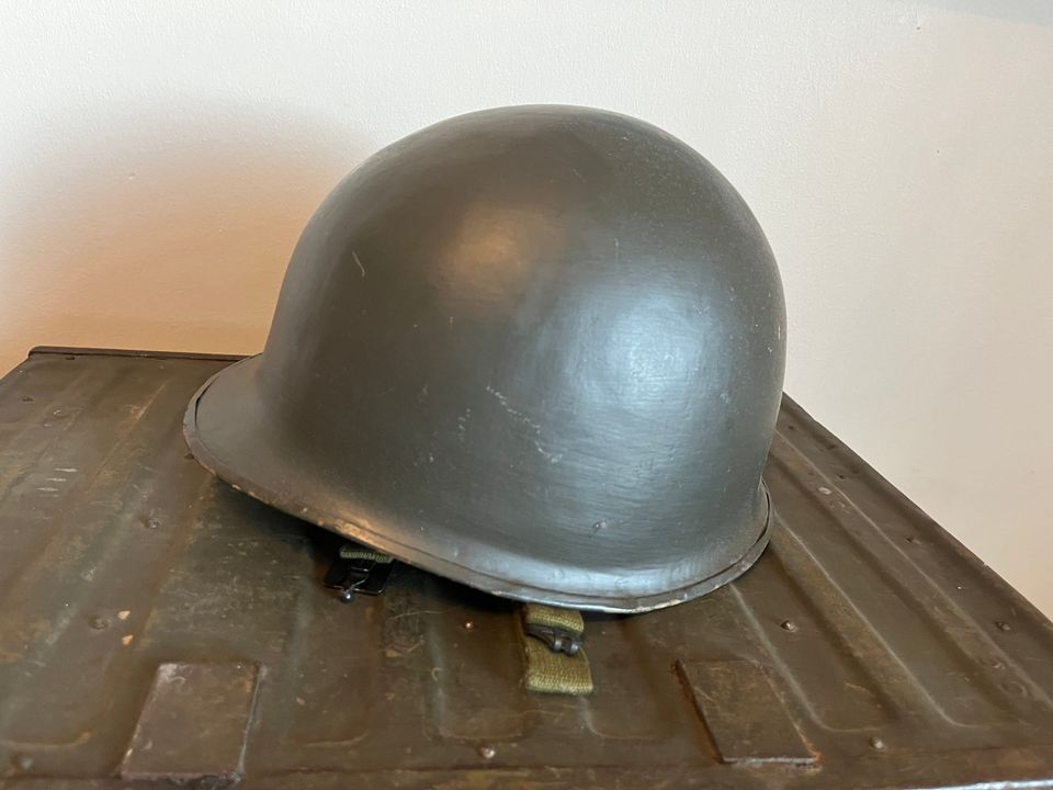 Jenkki M1 sotilaan kypärä