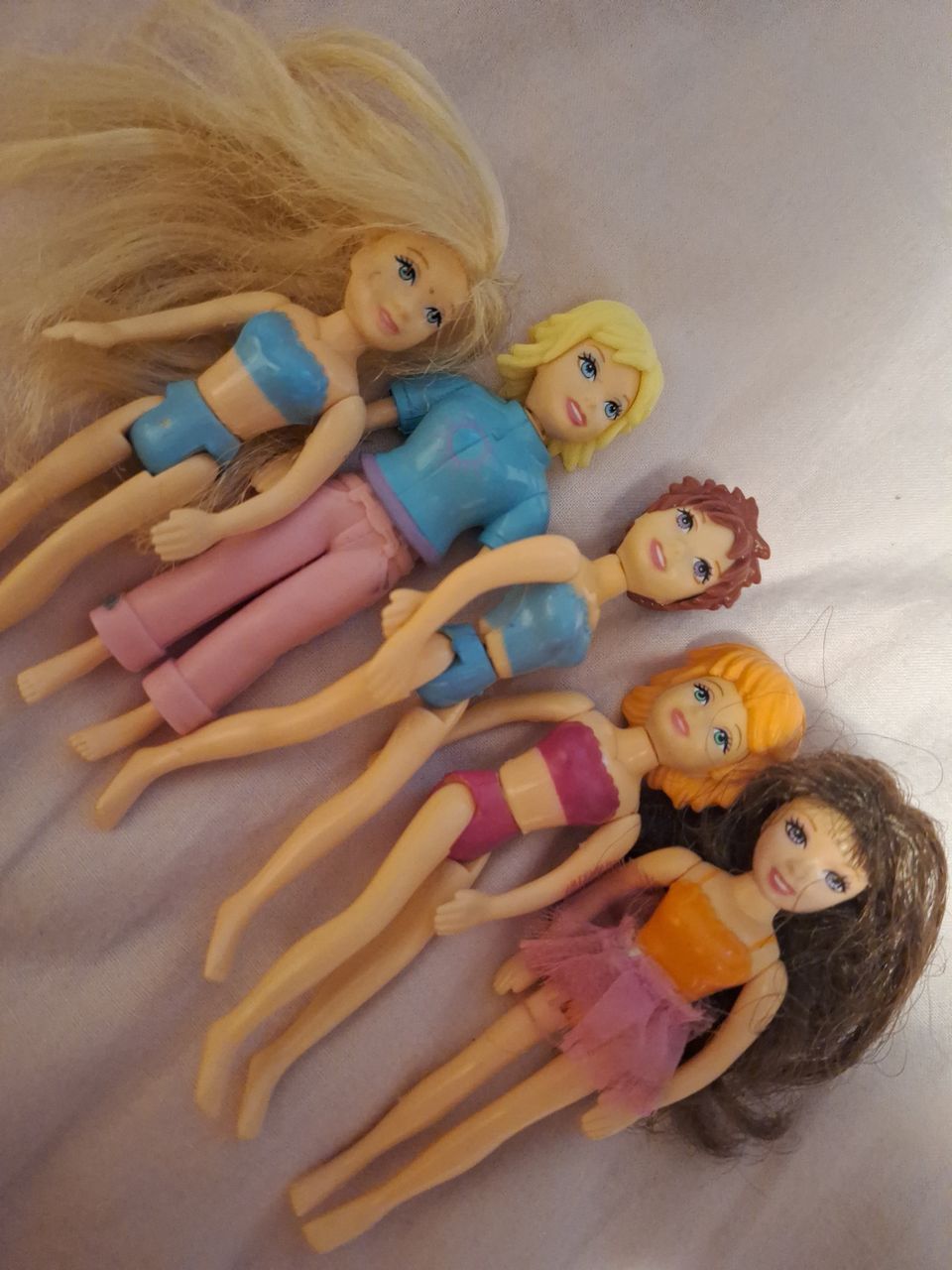 Polly pocket nukkeja