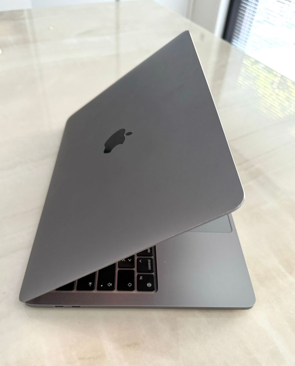 Apple Macbook Pro 2020 M1 - 13,3” 16gb/256gb