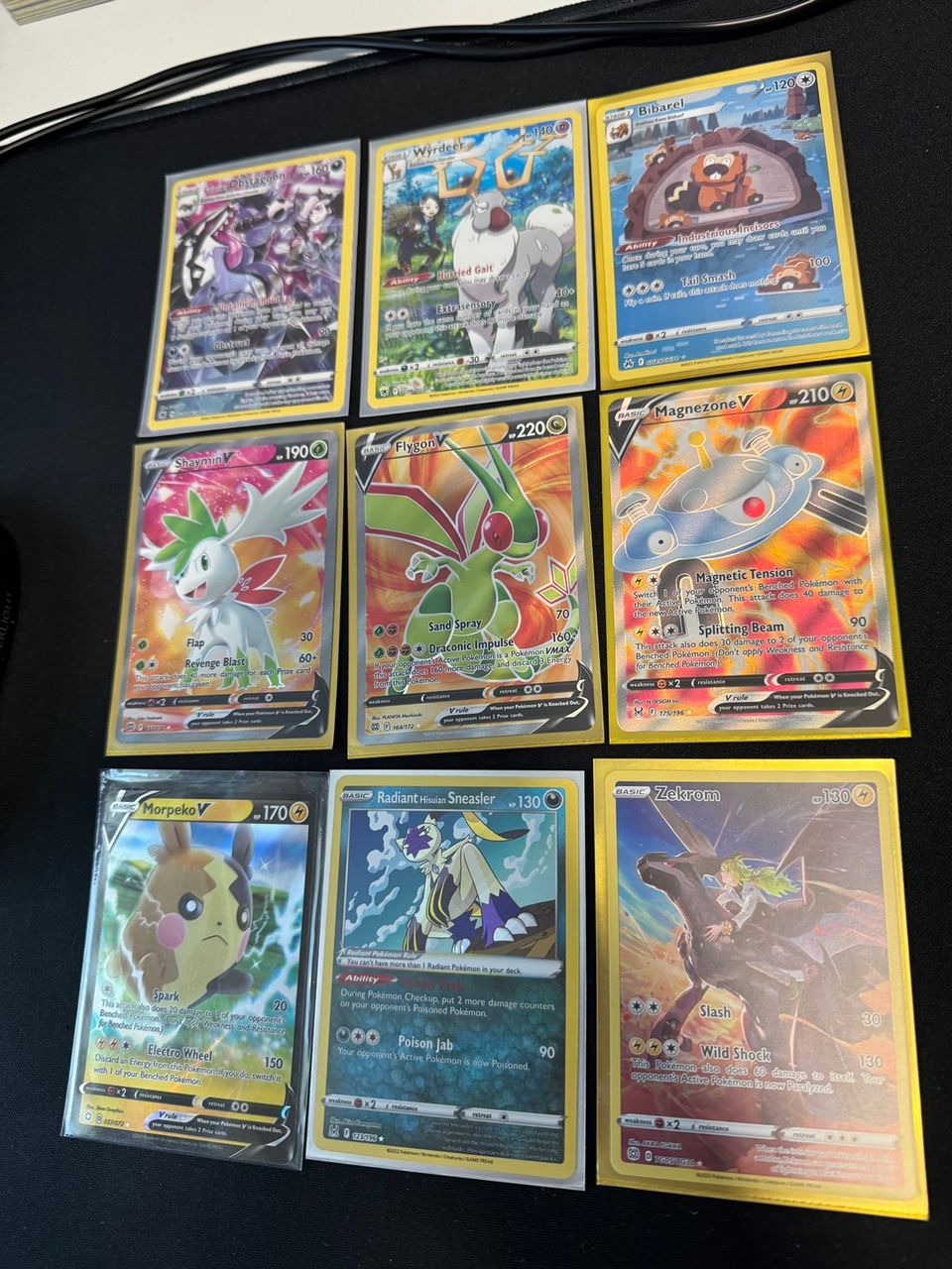 Ultra rare & Full art ym. Pokemon kortteja