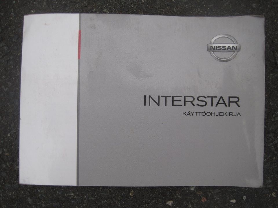 Nissan Interstar käyttö-ohjekirja Suomen-kielinen