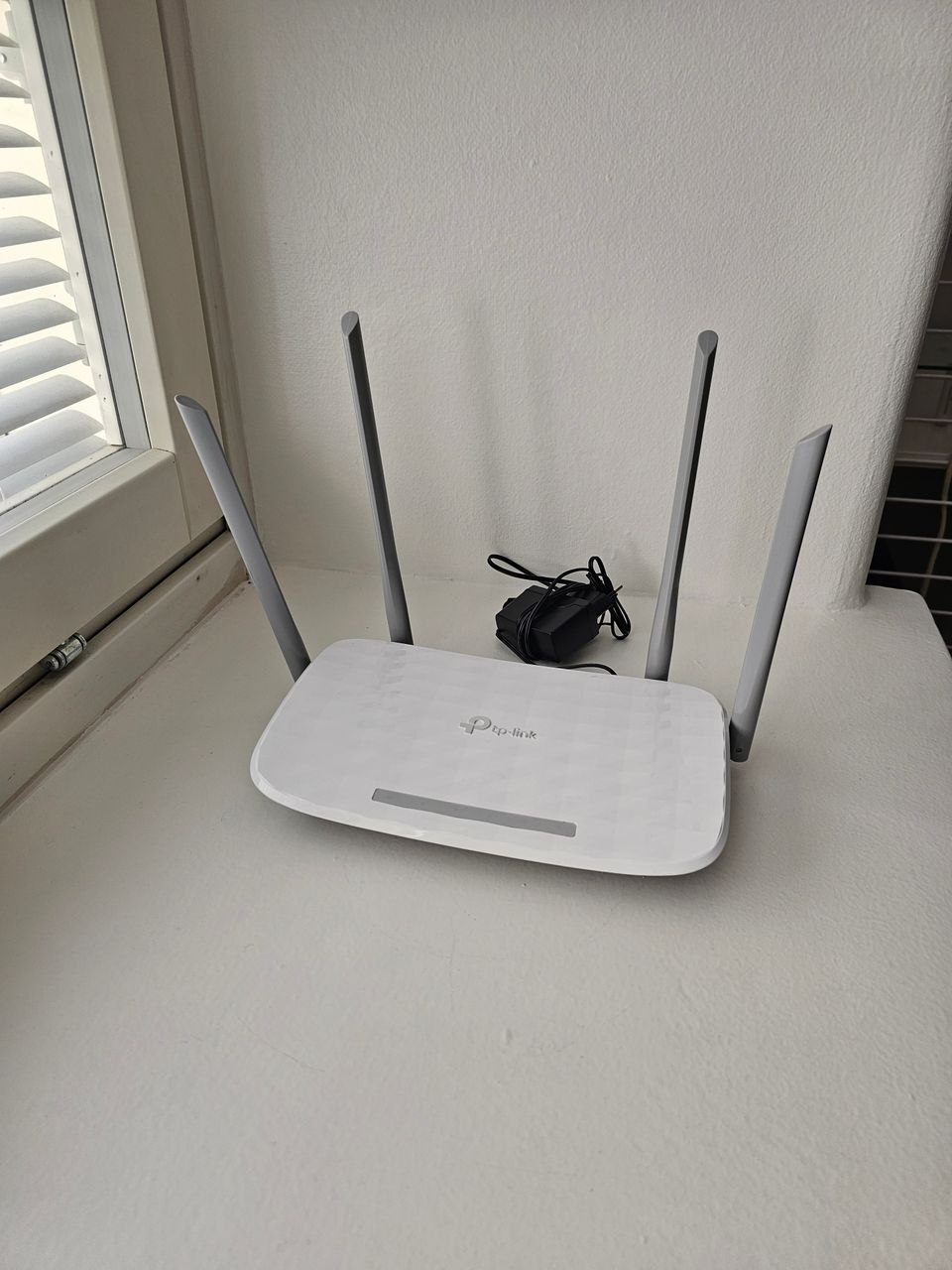 TP-LINK Archer C50 WiFi-reititin