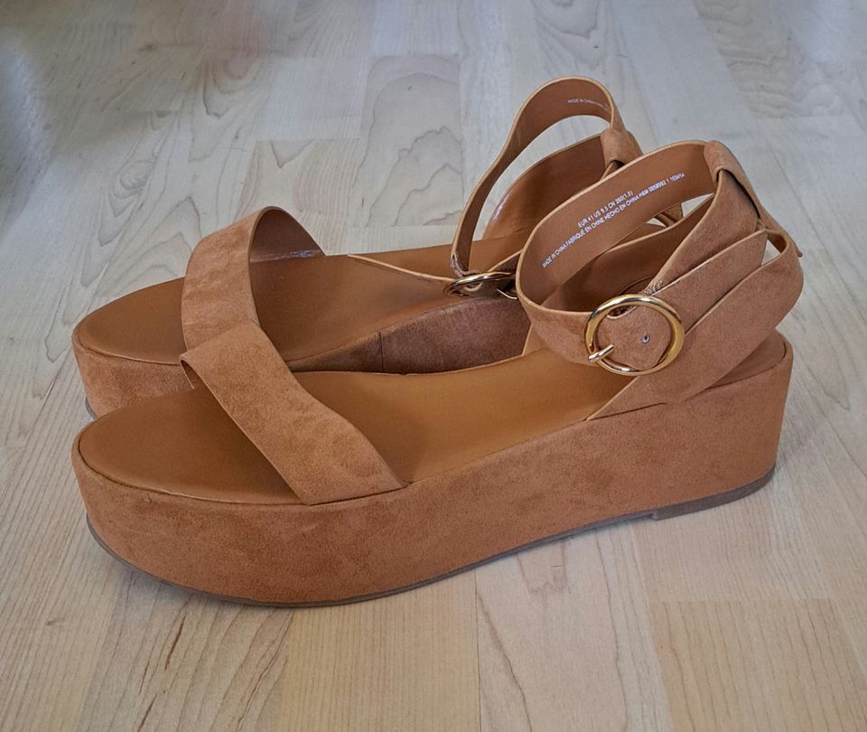 H&M ruskeat korokepohjalliset sandaalit