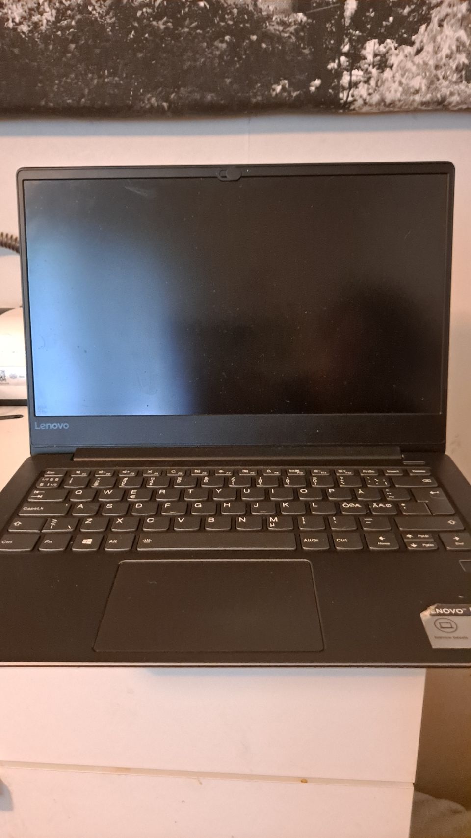 Lenovo ideapad 530s i3 8130/12/256 + laukku