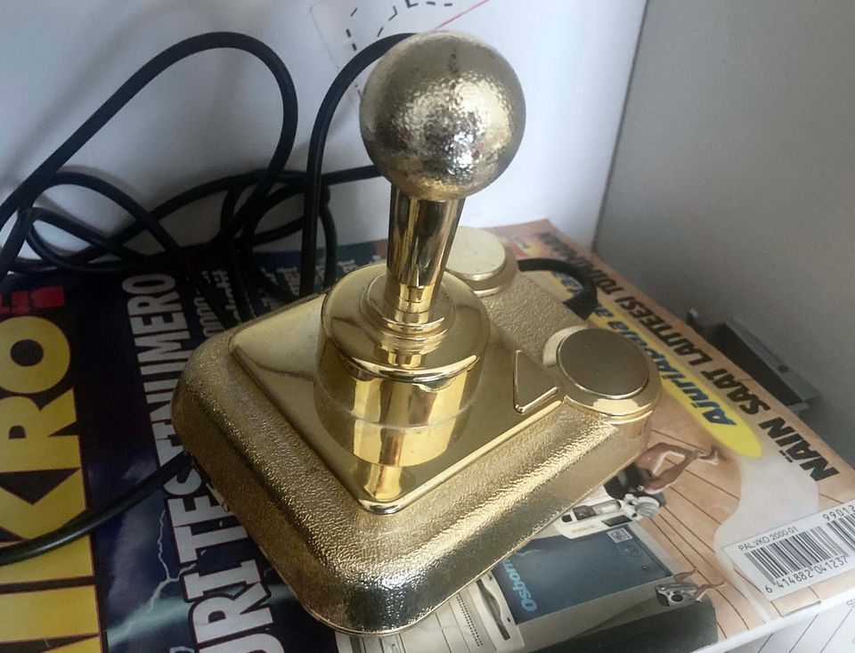 Competition Pro GOLD juhlamallin joystick ( USB )